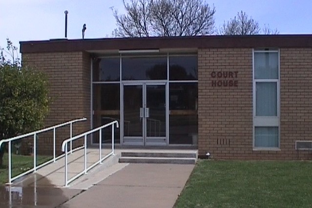 Outside view of Robinvale Magistrates' Court